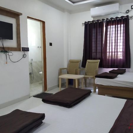 Hotel Vrundavan Πούνε Εξωτερικό φωτογραφία