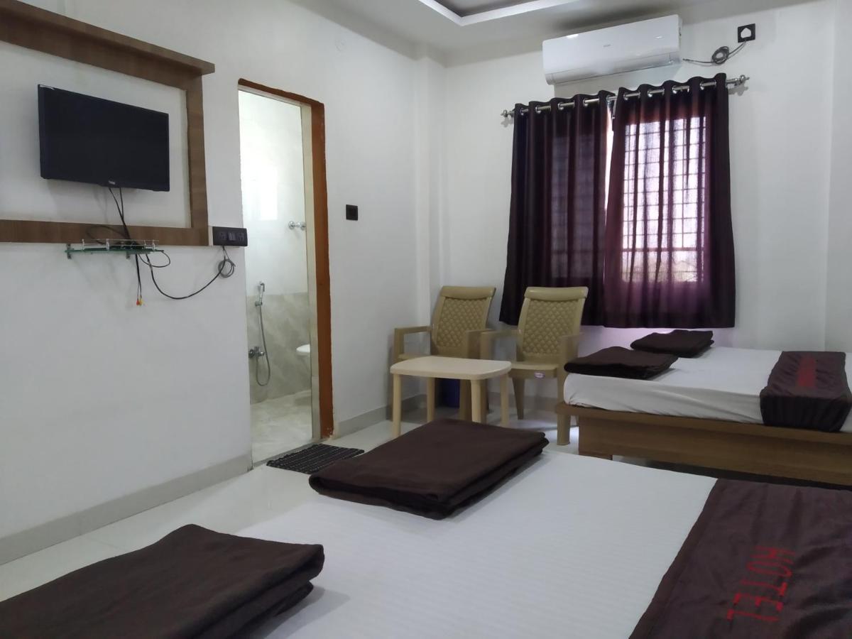 Hotel Vrundavan Πούνε Εξωτερικό φωτογραφία