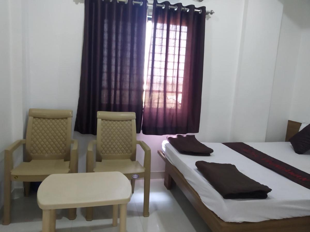Hotel Vrundavan Πούνε Εξωτερικό φωτογραφία